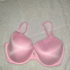 V S 34 DDD bra. Great condition